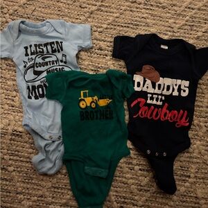 Country-Themed Baby Bodysuit Trio
